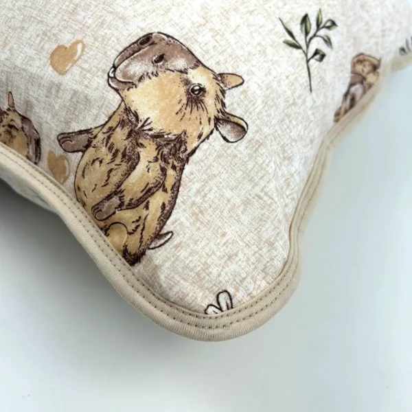 Par de Fronha de Malha Capivara in Love Bege - 2