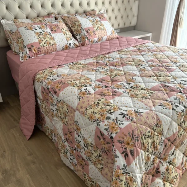 Cobreleito de Micropercal Patchwork Floral Rosa Antigo-2