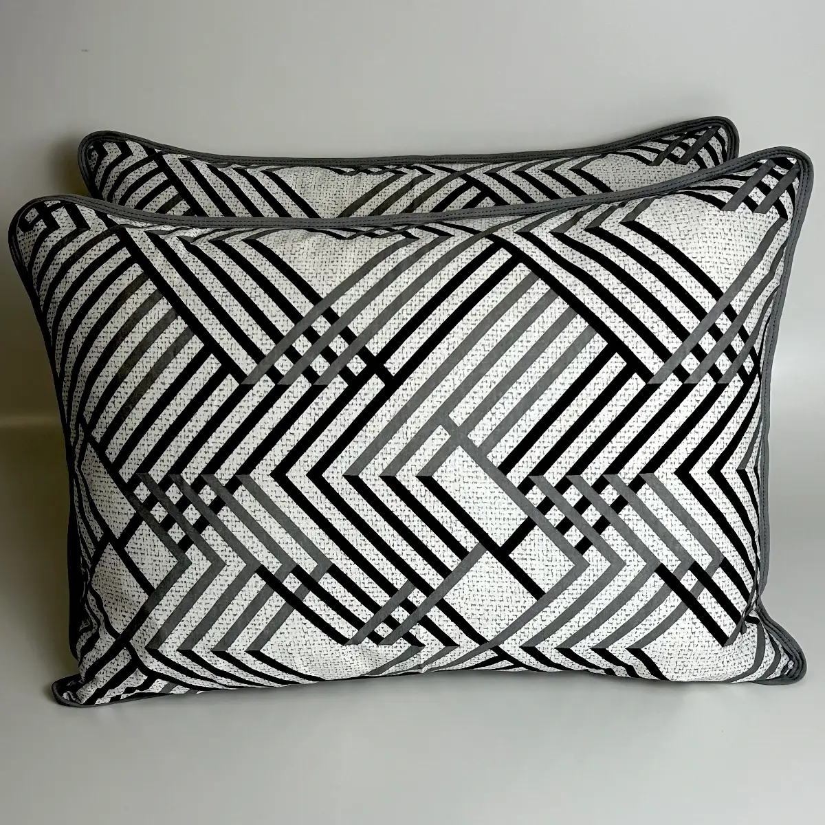 Par de Fronhas Malha Padrão Zeta Cinza – Colloda