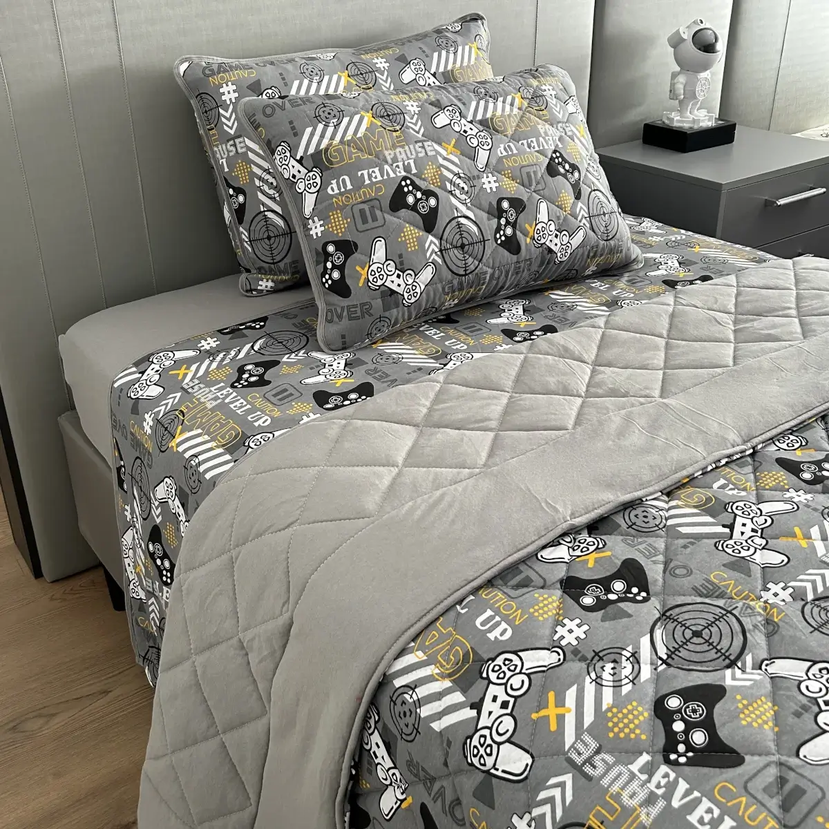 Cobreleito de Malha Solteiro com 1 Fronha Game Cinza – Colloda