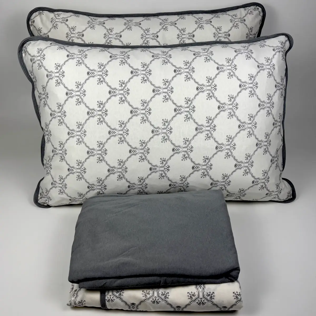 Jogo de Cama Queen 4 Peças Malha Arabesco Moderno Cinza – Colloda