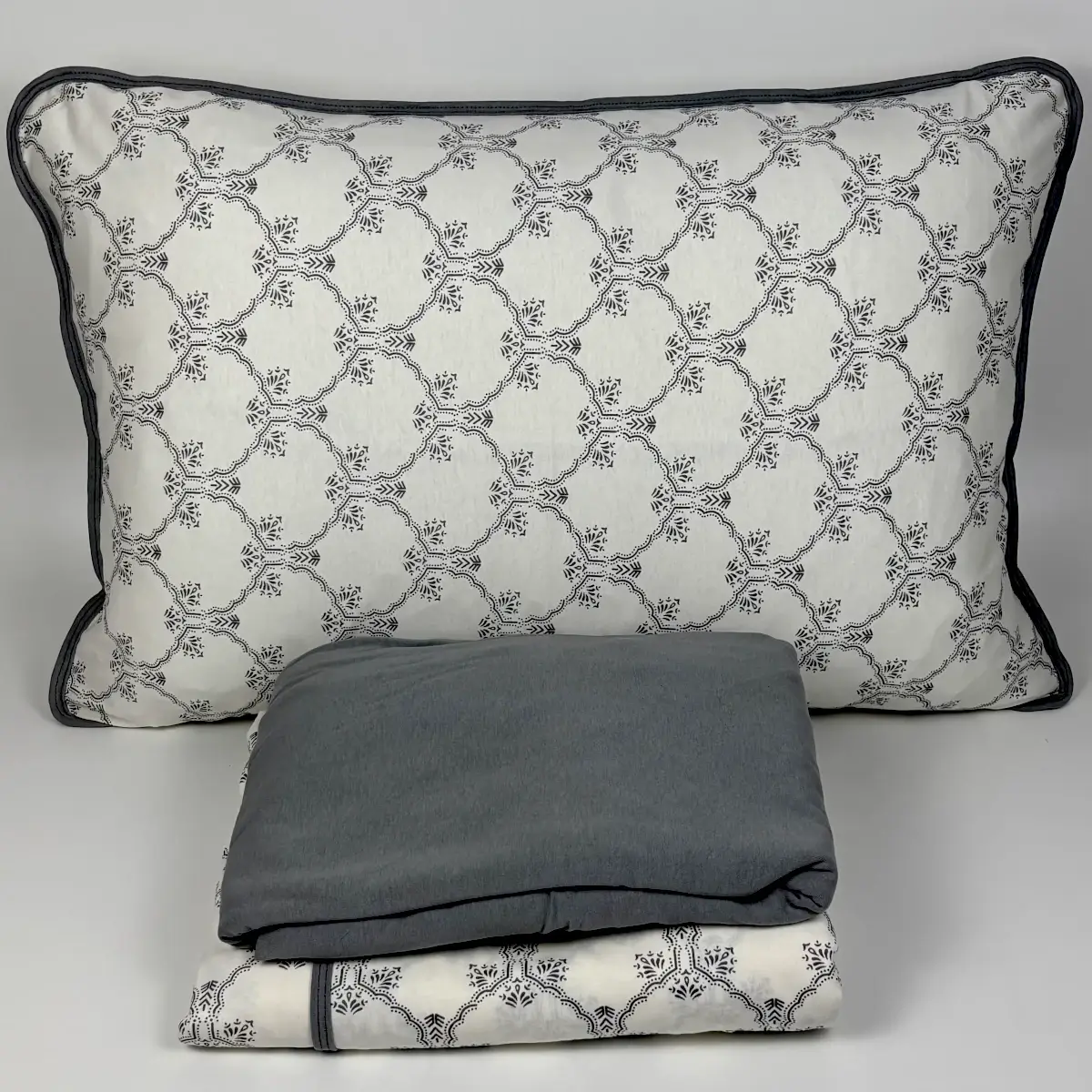 Jogo de Cama Solteiro 3 Peças Malha Arabesco Moderno Cinza – Colloda