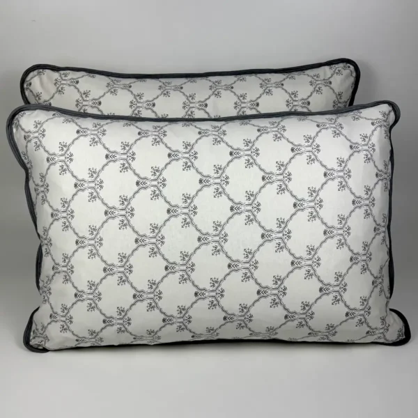 Par de Fronhas de Malha Arabesco Moderno Cinza