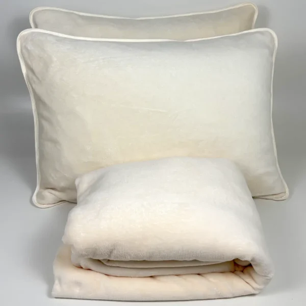 Jogo de Cama 3 Peças Plush Liso Creme - 2