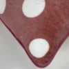 Par de Fronha de Plush Poá Rosa Antigo - Detalhe do Viés